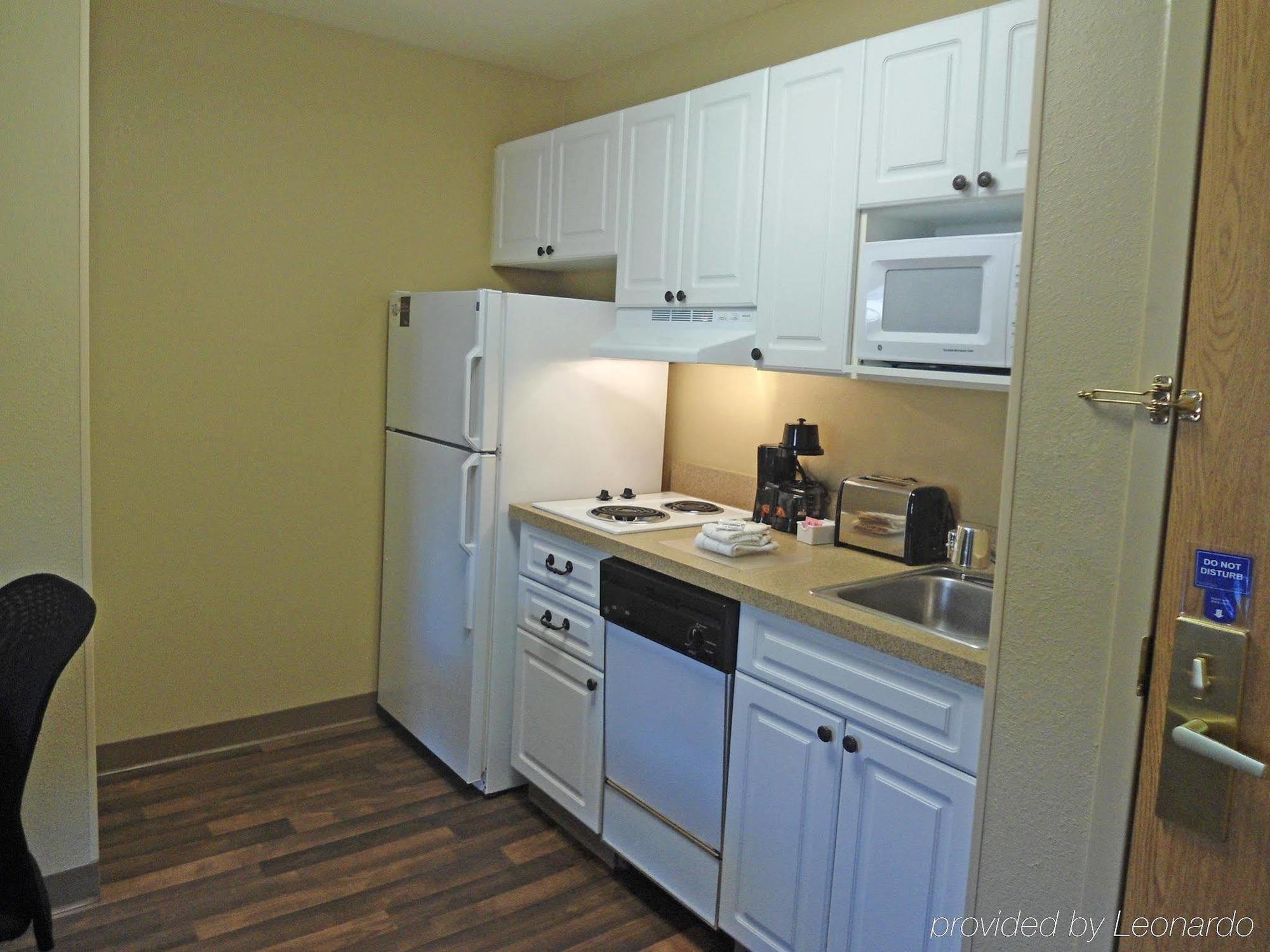 Extended Stay America Suites - Boston - Westborough - Computer Dr Экстерьер фото
